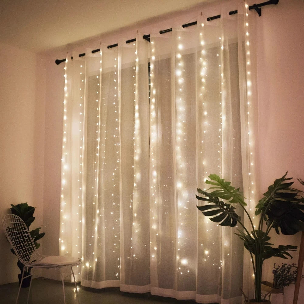 Christmas Curtain Lights Garland β 2025 Merry Xmas Fairy Lights with 8 Modes, Remote Controled