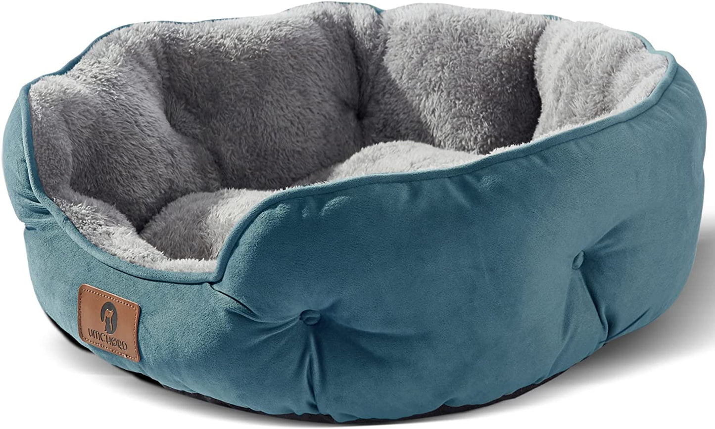 πΎ Small Dog & Cat Bed β 20β Extra Soft Sherpa Fleece Pet Bed with Anti-Slip & Water-Resistant Oxford Bottom, Brown