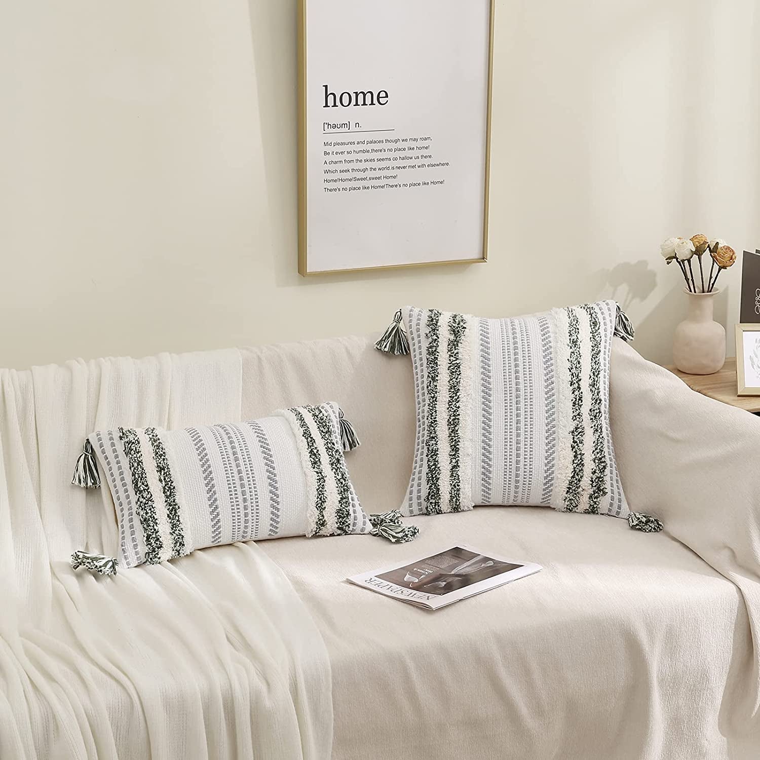 🌿 Boho Throw Pillow Cover 12x20 – Lumbar Accent Cushion with Textured Tufting & Handmade Tassels, Green & Cream White